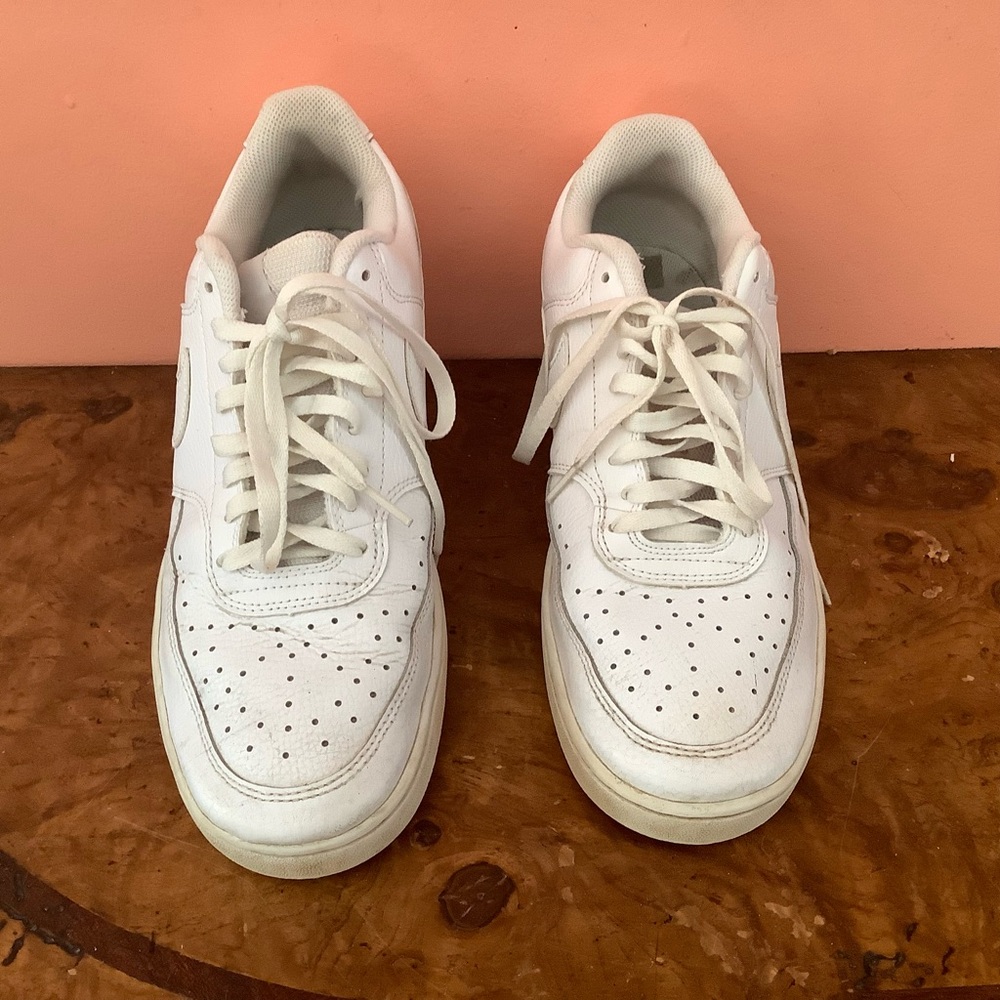 Nike Court Vision Men’s Size 10.5 White Sneakers Shoes CD5463-100